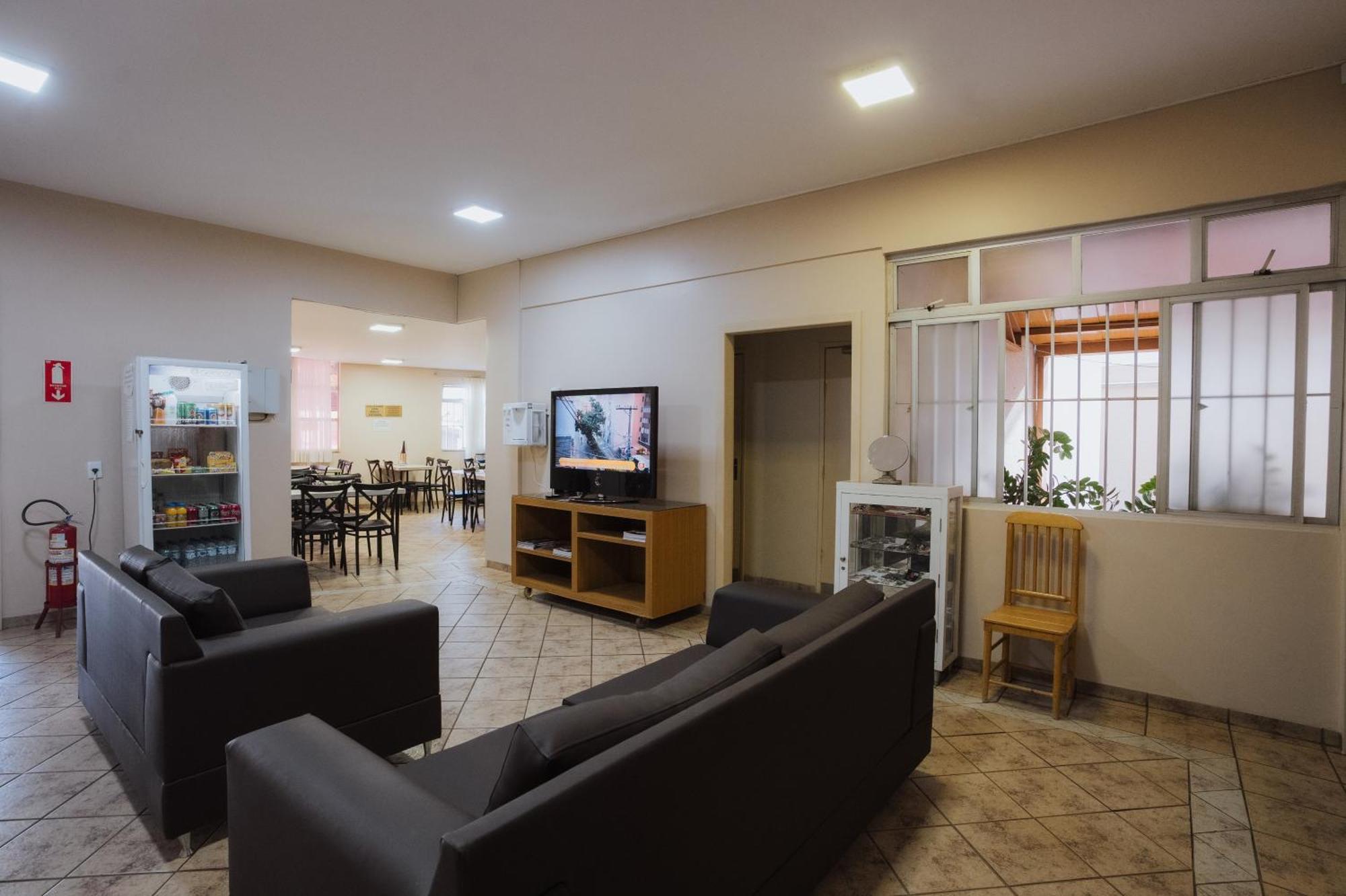 Hotel Nacional Service - Facil Acesso A Regiao Da 44 E Rodoviaria, Goiania